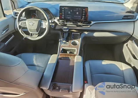 2021 Toyota Sienna Xle z USA, uszkodzony, nr VIN 5TDYSKFC3MS018375